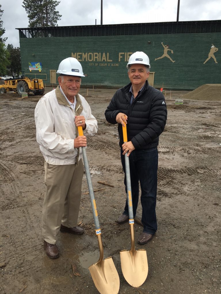 Bud Ford & Mayor Widmyer groundbreaking
